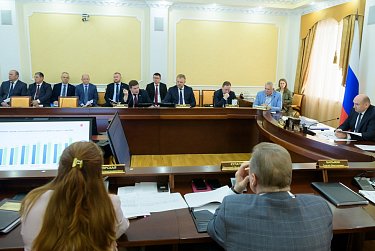 Александр Куниловский: «Пострадавшие от ливней оренбуржцы получают выплаты»